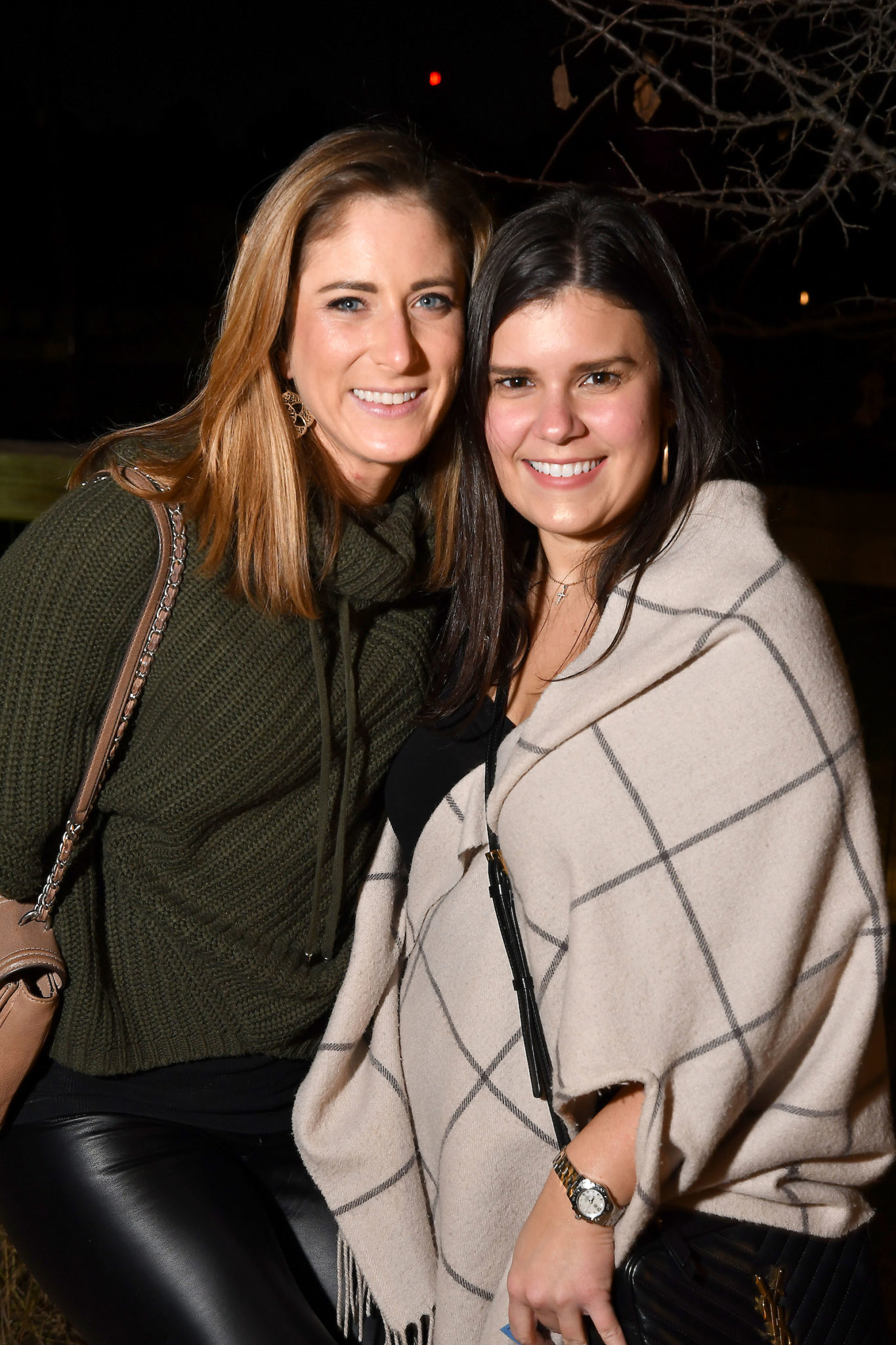 Olivia Wethington, Abby Barnett (Photo by Dave Rossman)