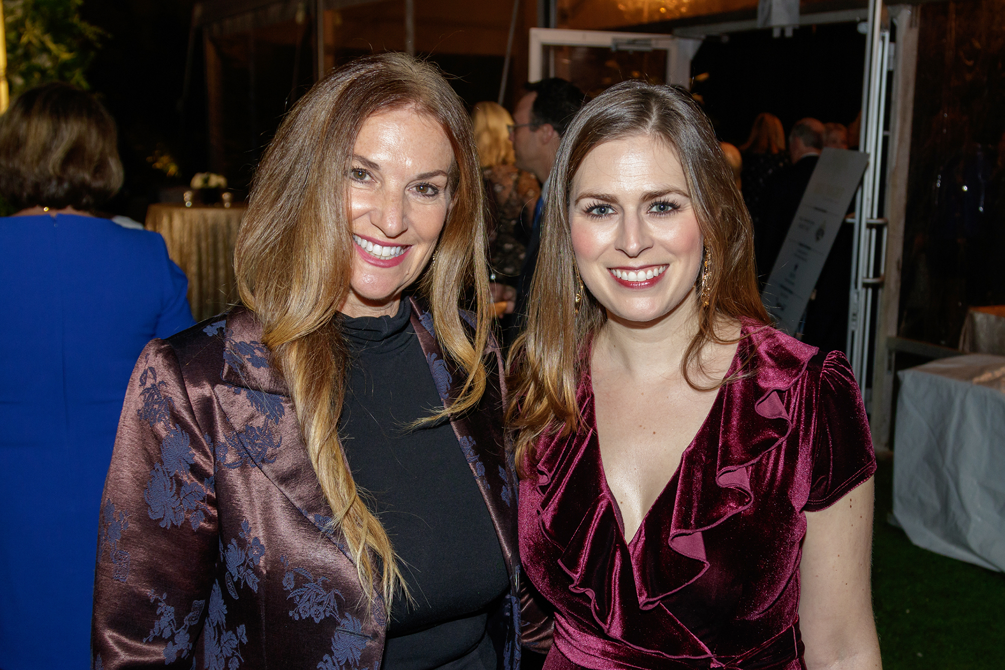 Cindy Kahn, Erica Hoelscher (Photo by WJNPHOTO)