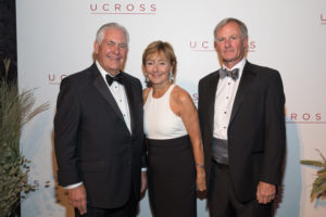 Rex Tillerson, Connie and Roger Plank (Photo by Rick Kern/Getty Images for Ucross)
