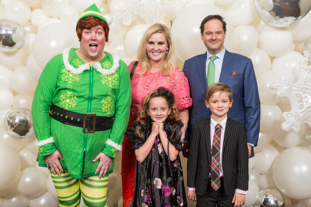 Buddy The Elf, Jennifer & Scott Allen and their children (Photo by 713 Photography)