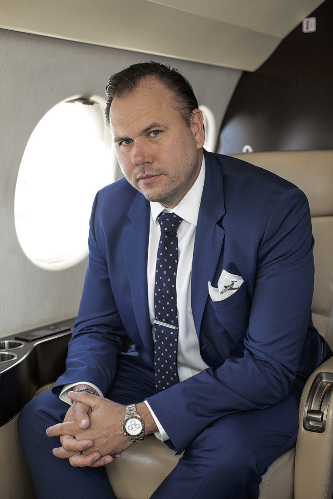 Chris Hollingsworth is making waves as the sales director of Jetcrafts's Leadership Group.