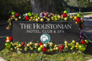 A.EntranceMarker_FRONT PAGE (Photo courtesy The Houstonian Hotel, Club & Spa)