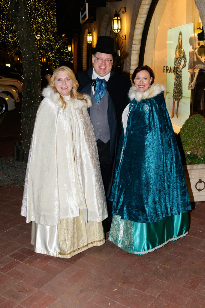 Carolers spreading holiday cheer (Photo by WJN Photo)