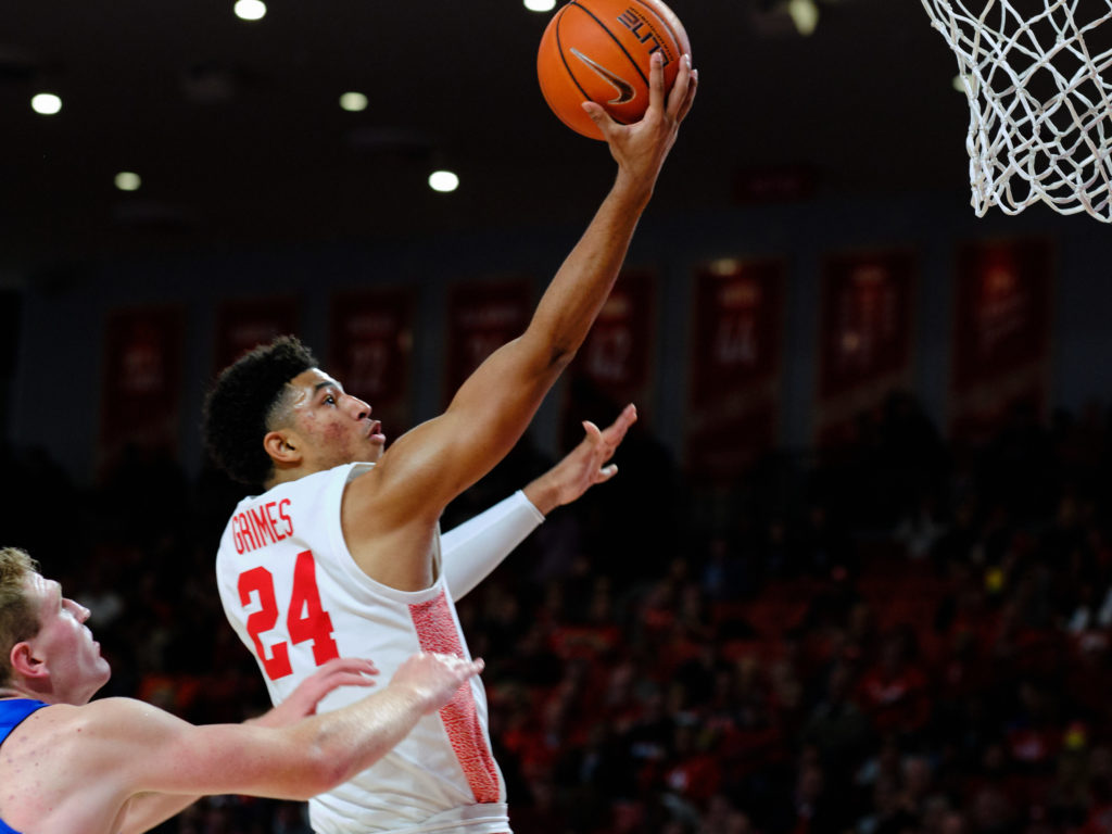 UH Ties a Crazy Duke Basketball Record — Kelvin Sampson's Program Elbows  its Way Into Land of Giants One Little Moment at a Time