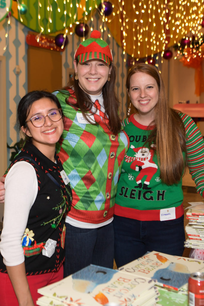 Jennifer Martinez, Trish DeScioli, Elizabeth Blanton (Photo by Michelle Watson/CatchlightGroup.com)