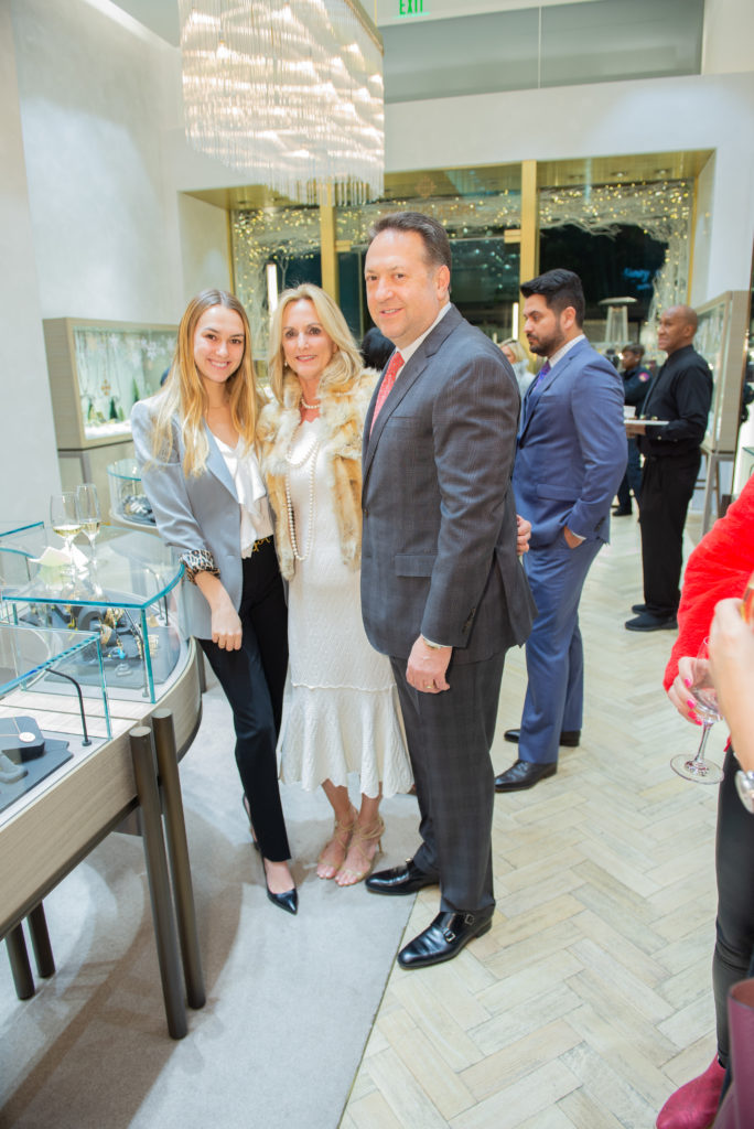 Maidi McIntyre, Genni & John McIntyre (Photo by Emile C. Browne)