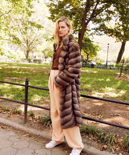 Sable-Fur-Coat_12fa01ef-18f9-4cf2-a49d-5733abfcb137_540x810