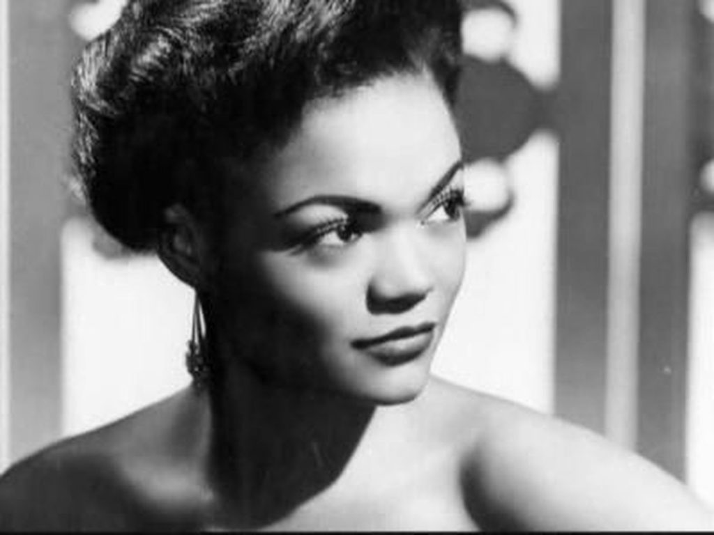 Eartha Kitt named the game in the art of the perfect Christmas List. 