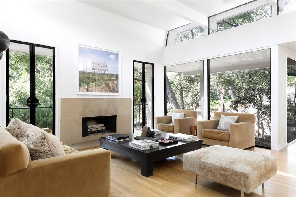 3832 Turtle Creek Drive (Photo by Compass Real Estate )
