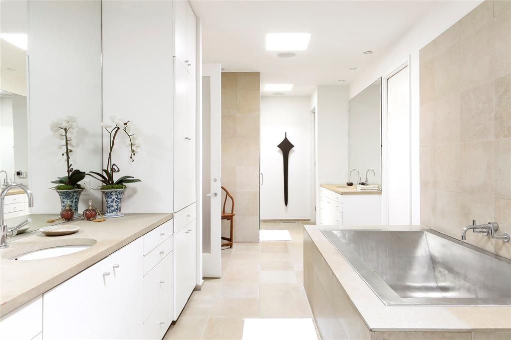 Even the master bathroom comes with a view. (Photo by Compass Real Estate )