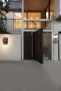 3832 Turtle Creek Drive (Photo by Compass Real Estate )