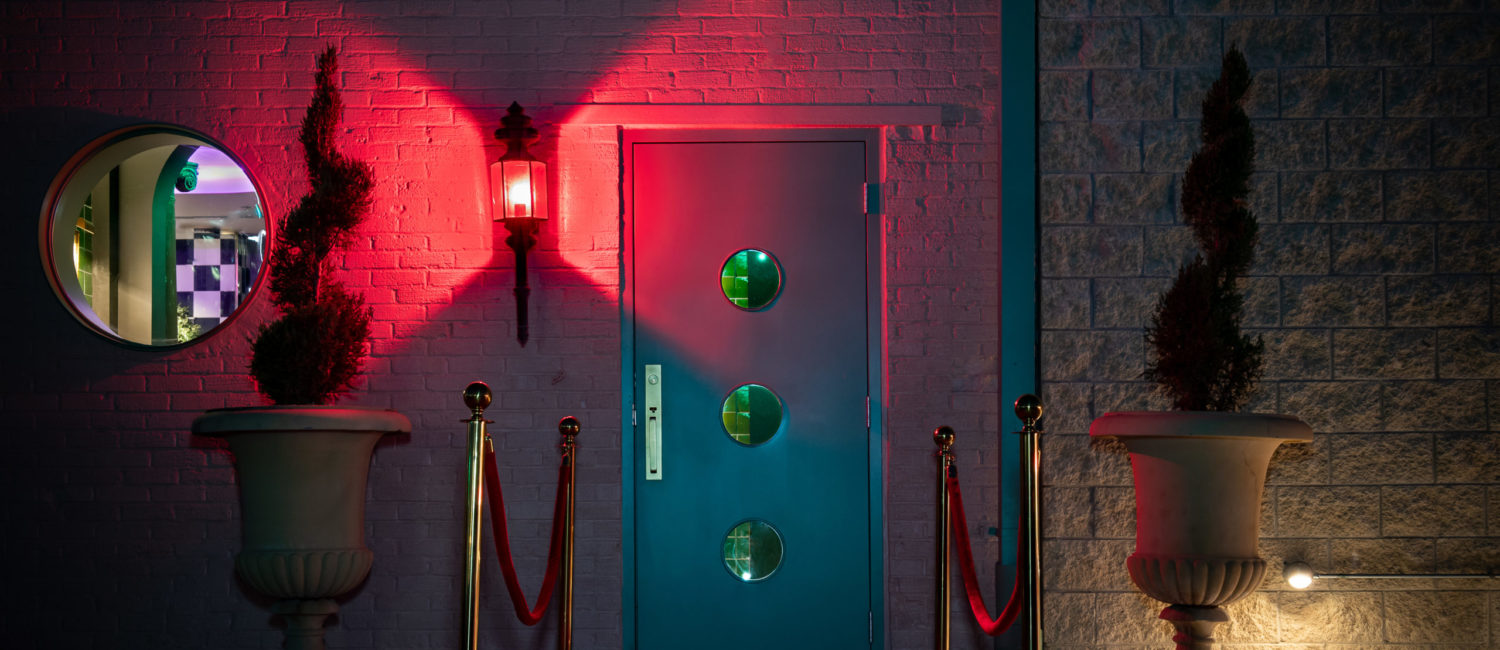 Bar Charles Dallas (Photo by Manny Images)