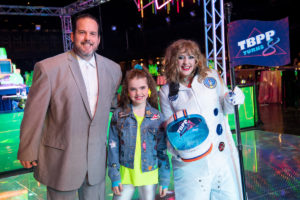 Colin, Lizzie, and Paige Chenault (Photo by Bruno )
