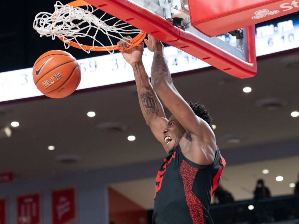 UH big man Brison Gresham excels at alley-oops. (Photo by F. Carter Smith)