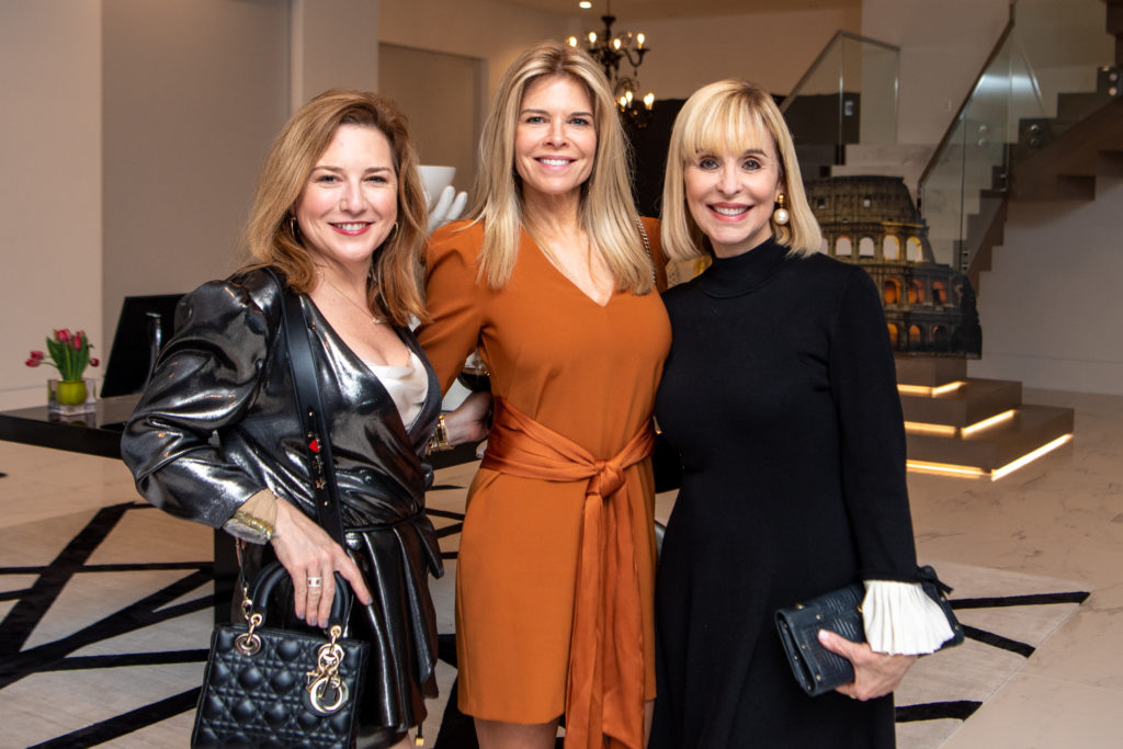 Donae Chramosta, Stephanie Perkins, Sandra Porter (Photo by Michelle Watson CatchlightGroup.com)