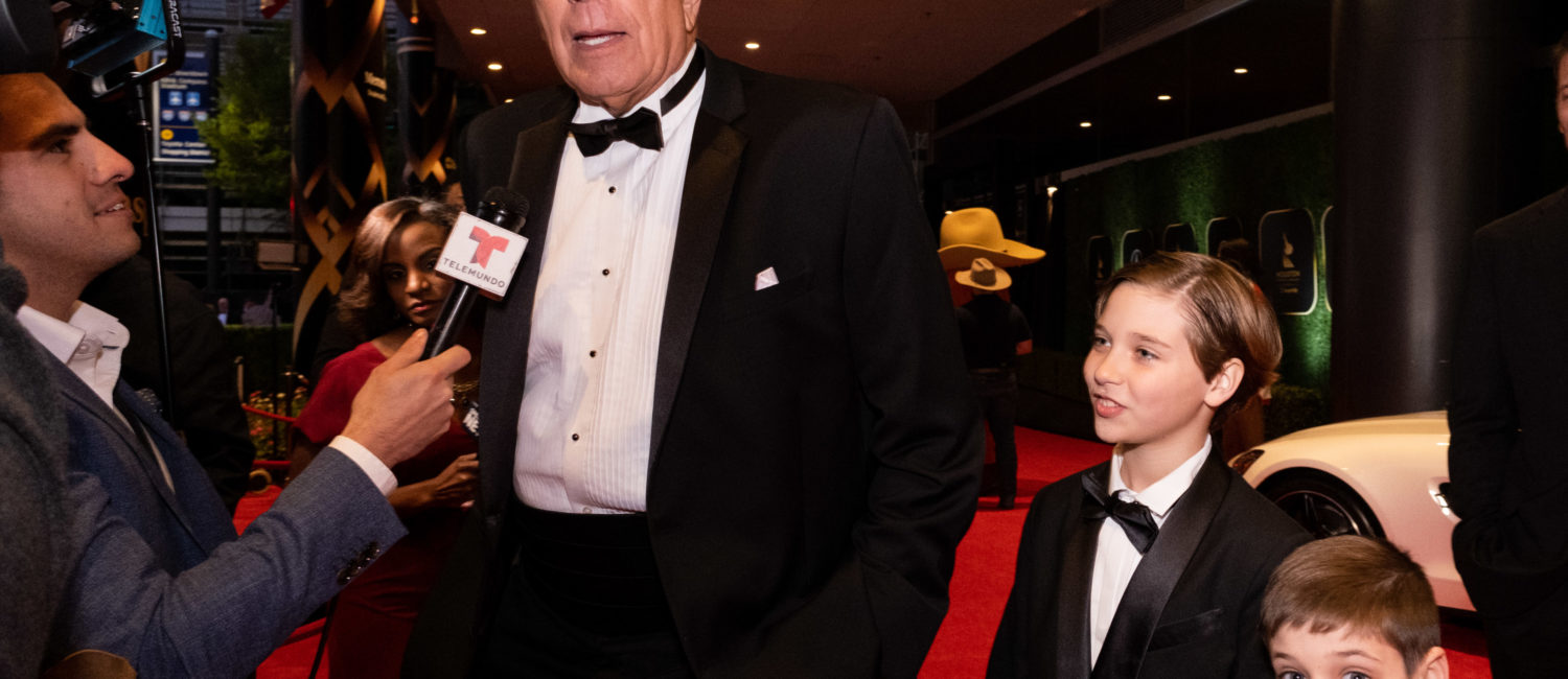 The 2020 Houston Sports Awards honored local heroes and inducted Carl Lewis, Mary Lou Retton and Rudy Tomjanovich into its third Hall of Fame class Tuesday night at the Hilton Americas