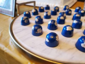 Maravilla Cacao cloud and star bonbon chocolate