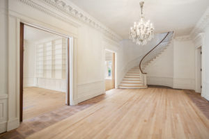 18 Audubon Place