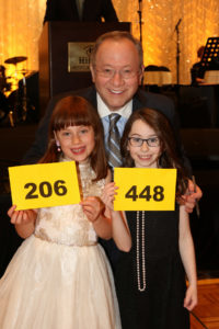 20 Molly Shapiro Malcolm Slatko and Sydney Swartz (Photo by Joe Vela)