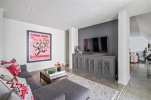 417874342-21 (Photo by Briggs Freeman Sotheby's)