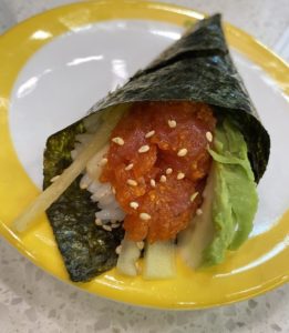 Akarii spicy tuna handroll