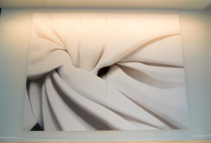 Alison Watt_Volvere_HALL Arts Hotel_2 (Photo by Robert Tsai )