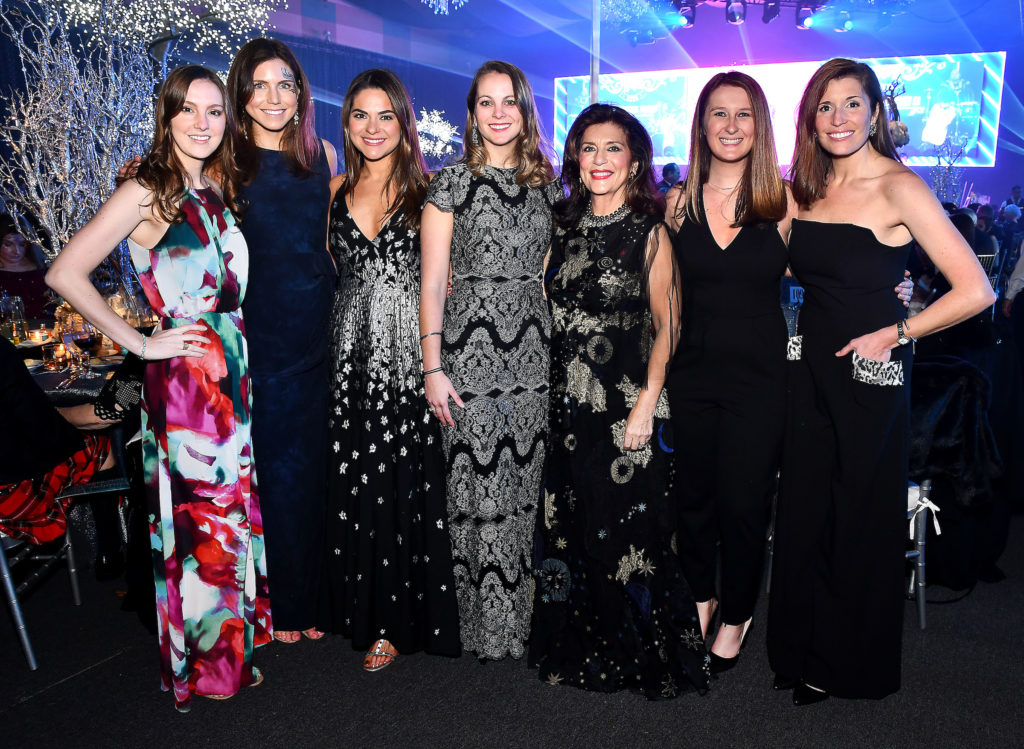 Colleen Wagner, Caroline Dawson, Mary Ann Mason, Hayden Rome, Dancie Ware, Mattie Van Gundy, Katelyn Gosslee (Photo by Dave Rossman)