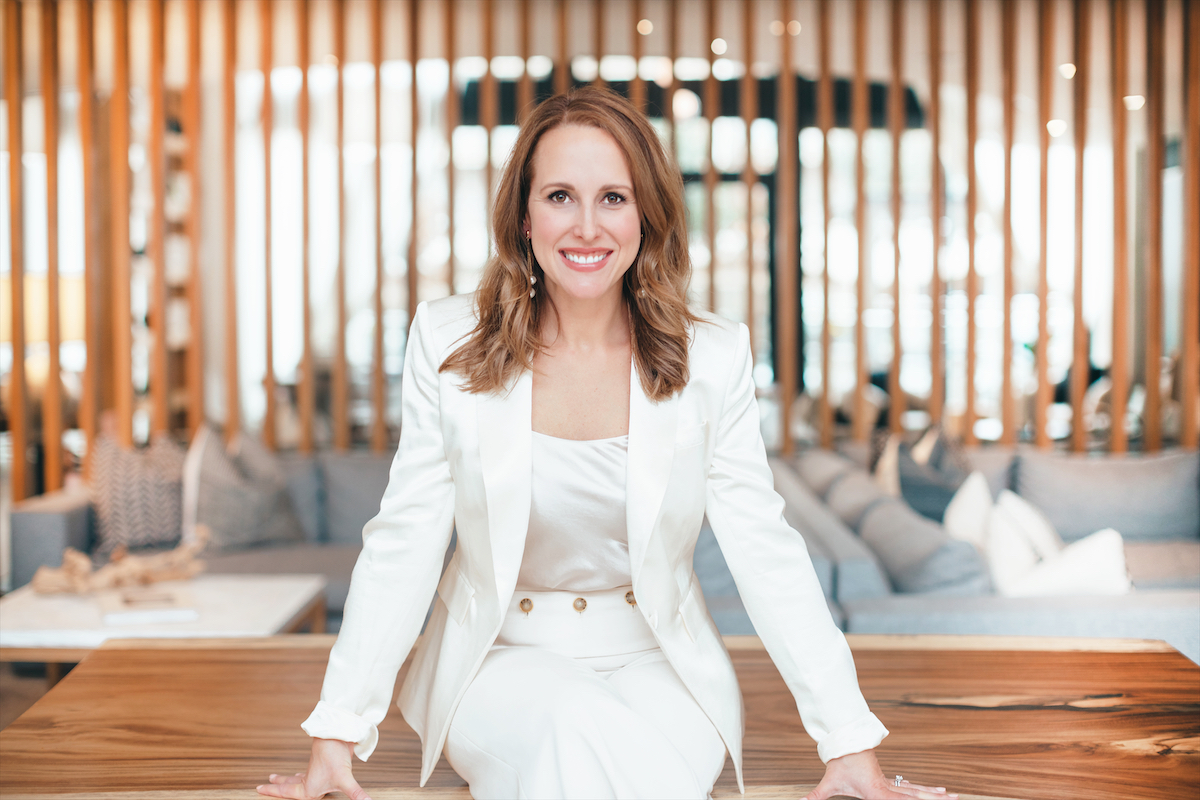 Dr. Lyndsey Harper Horizontal 2