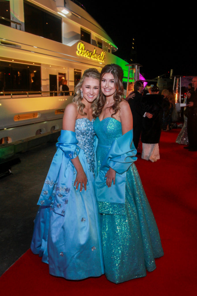 Momus duchesses Natalie Crowder, Kathryn Hamilton (Photo by Gary Fountain)