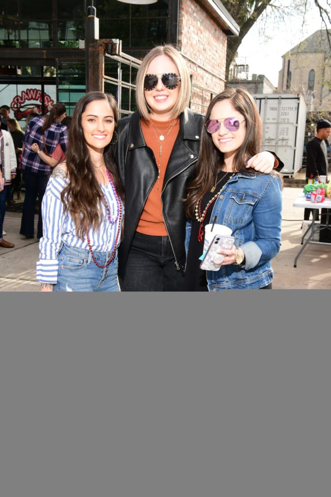 Jenna Simmons Gonzalez, Rachel Schumpert, Hannah Mahieu (Photo by Daniel Ortiz)