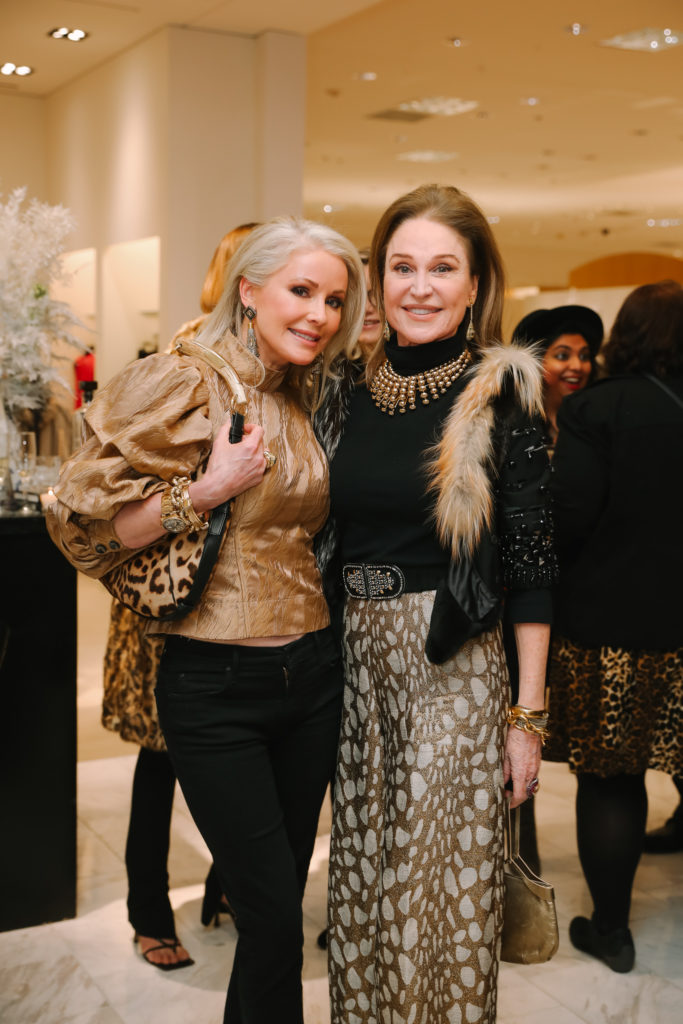 Joyce Echols, Becca Cason Thrash (Photo by Johnny Than)