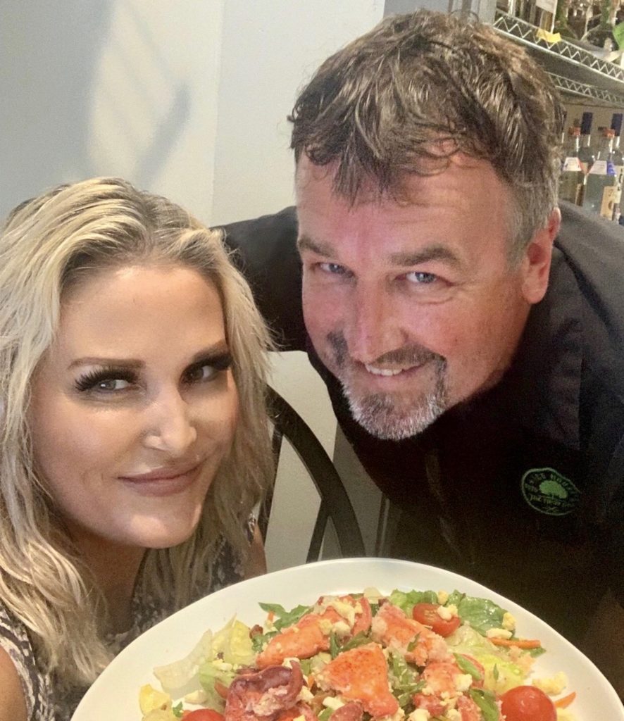 Kevin and Julia Von Ehrenfried are bringing SouthSide Rambler to the former La Zona space.