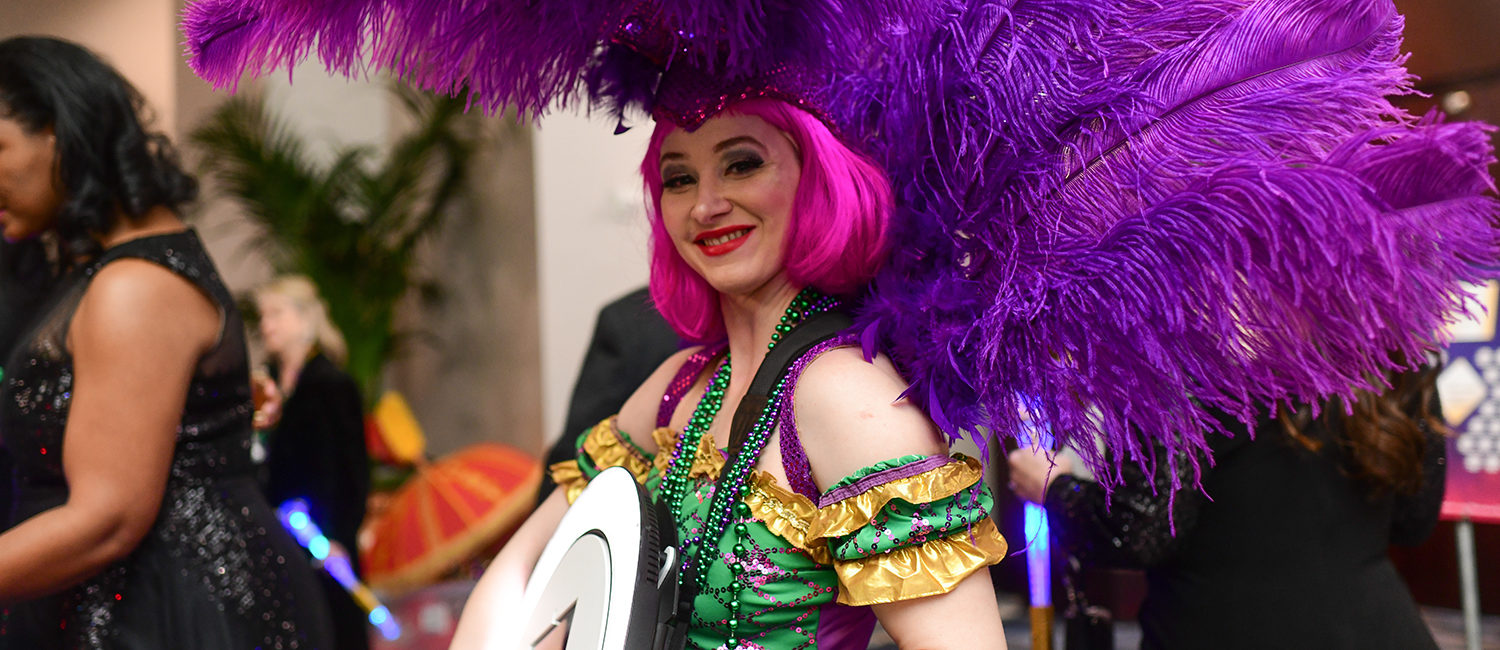 USTMardiGras2020_ Mardi Gras Selfie Photos (Photo by Daniel Ortiz)