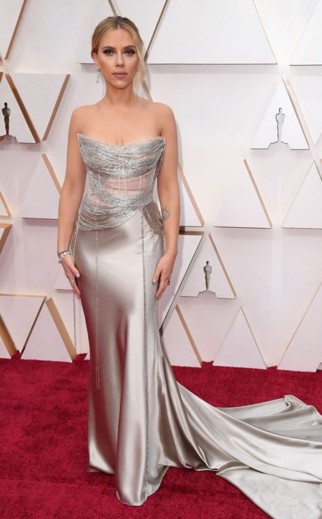 Scarlett Johansson's Oscars gown, created by Oscar de la Renta designers Laura Kim and Fernando Garcia.