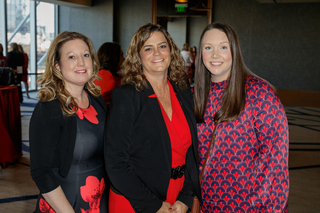 Diane McCracken, Kelly Hooker, Abbey Dauphin (Photo by WJNPhoto)