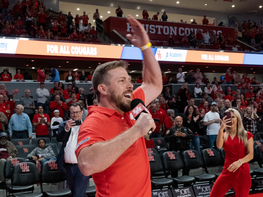Case Keenum returned to UH to lead the "Whose House? Coogs' House!" cheer. (Photo by F. Carter Smith)