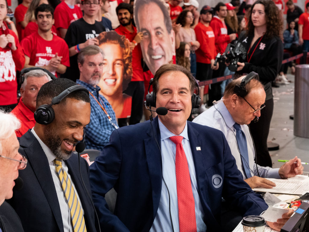 Grant Hill knows Jim Nantz is University of Houston proud and obsessed . (Photo by F. Carter Smith)