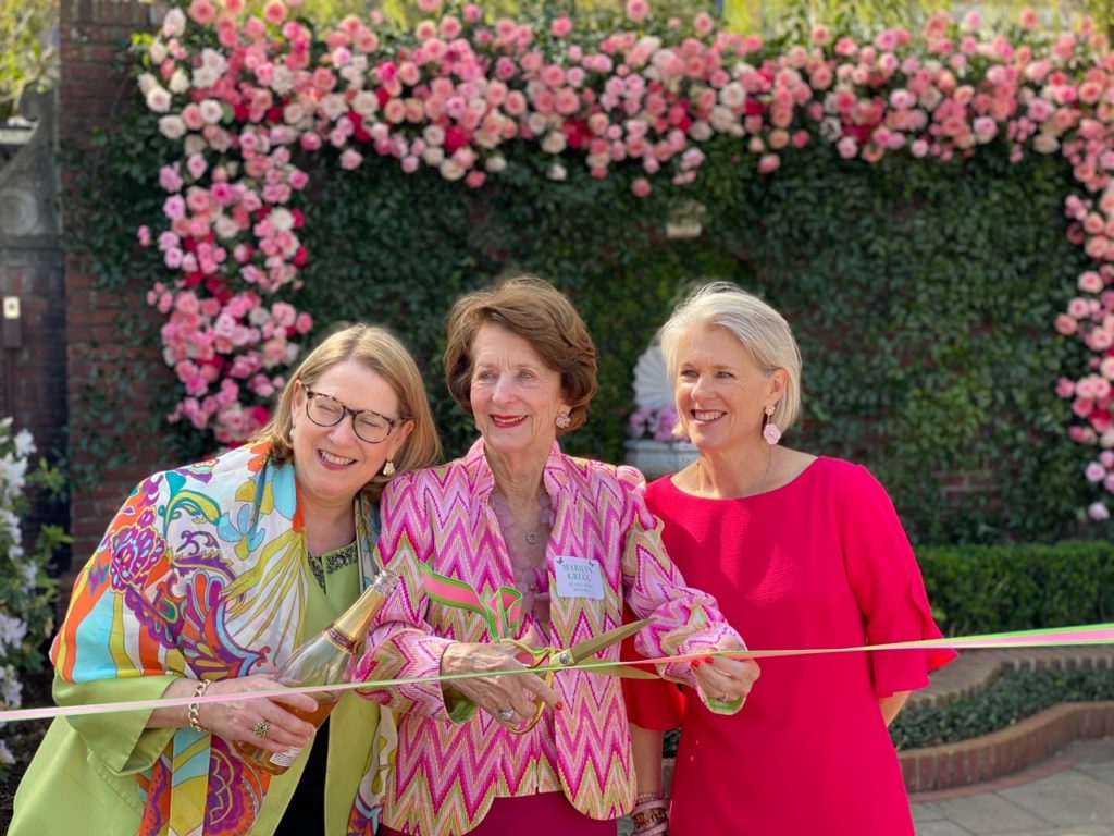 Elizabeth Stone, Marilyn Gregg, Julia DeWalch cutting the ribbon on the River Oaks Garden Club's 85th Azalea Trail  (Photo by Shelby Hodge)