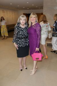 Art in Bloom Nikki Beneke, Regina Bruce (Photo by WJNPHOTO)