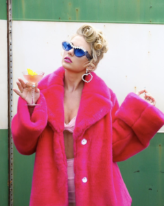 Taylor_Swift_Anabela_Chan_Love_Heart_Hoop_Earrings_Pale_Rose_Cinderella_Ring__You_Need_to_Calm_Down_music_video_stylist_Joseph_Cassel.1_2048x2048