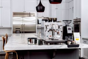 ECM-Synchronika-Stainless-Walnut-Knobs-Espresso-Machine-Composite-03_1024x