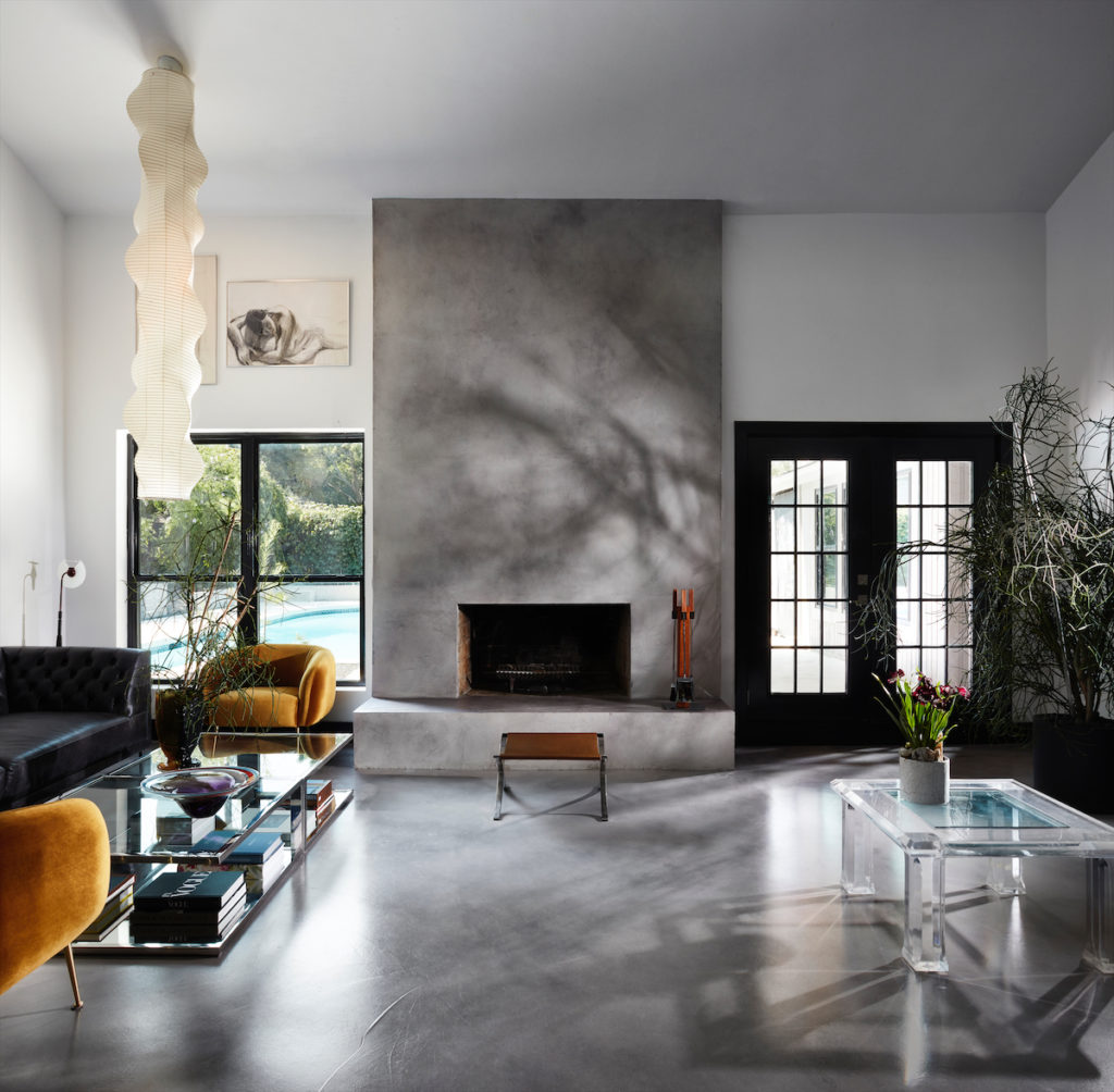 Celebrity stylist Nini Nguyen embraces her home's cool, contemporary '70s vibes.  (Photo by Lisa Petrole) 