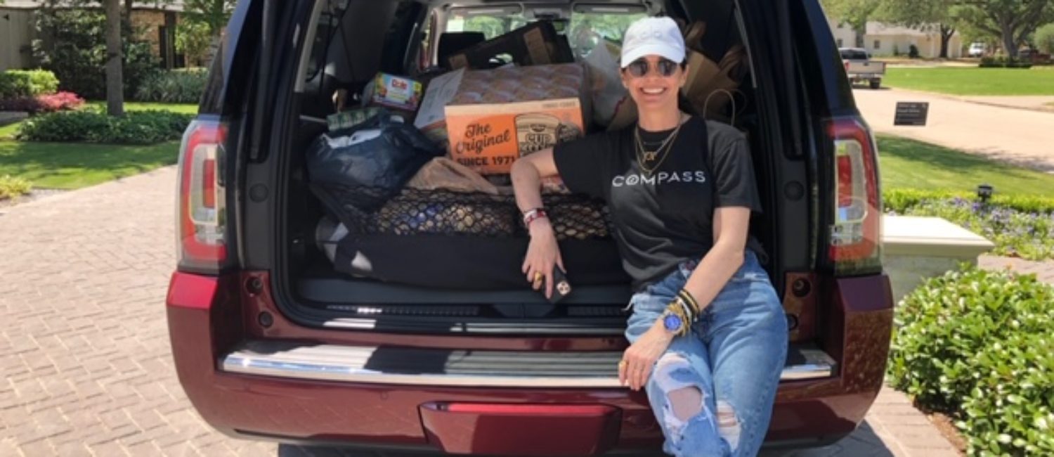Compass agent Marnie Greenwood hosted a food drive for Houston Bank.