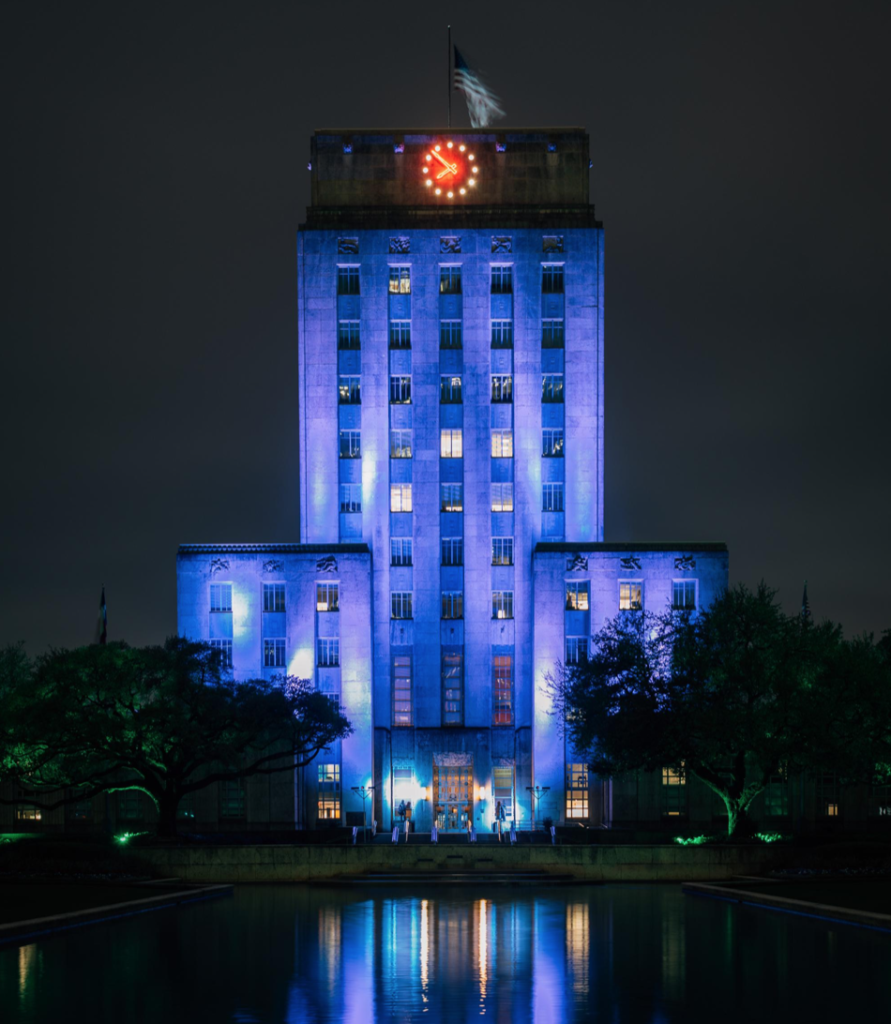 Houston City Hall goes blue during the pandemic crisis in salute to health care workers, first responders and workers  who daily risk being exposed.(Instagram @DowntownHouston)