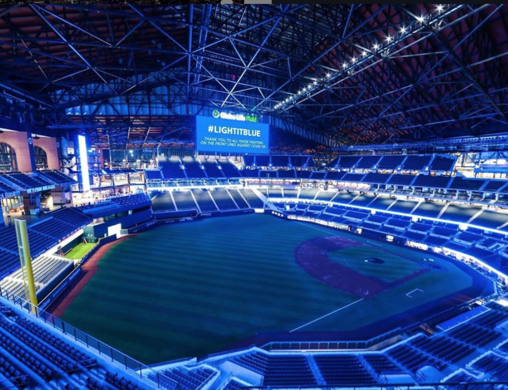 New Globe Life Field in Arlington, Texas (Instagram photo @igballparks)
