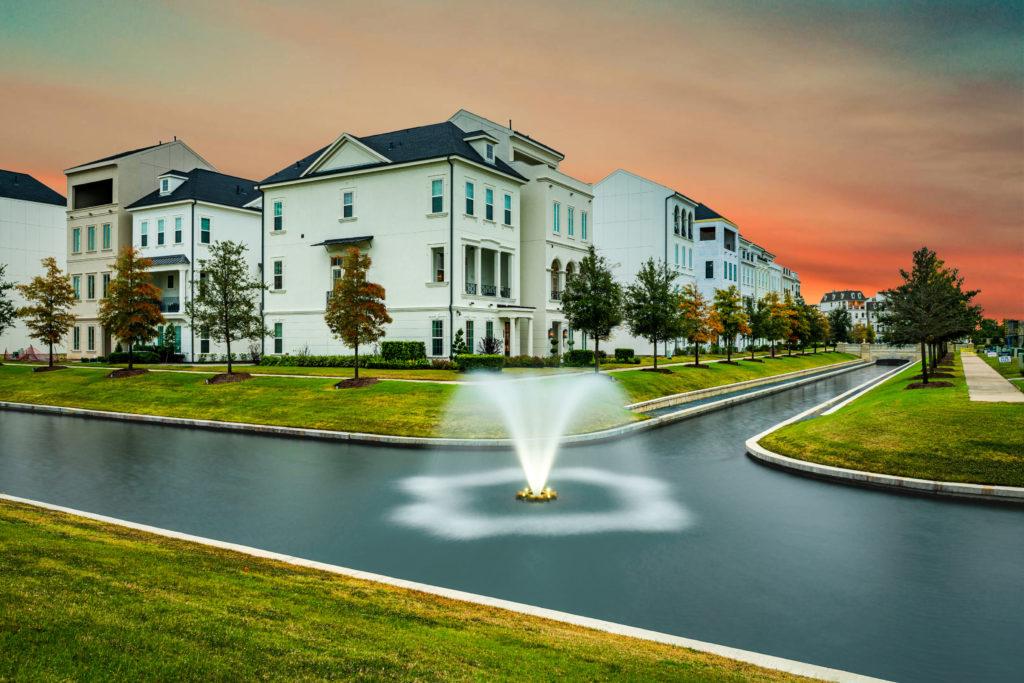 By using the community's irrigation needs to their maximum advantage, Hines created a series of canals and fountains in Somerset Green. (Photo by Bryan Malloch)