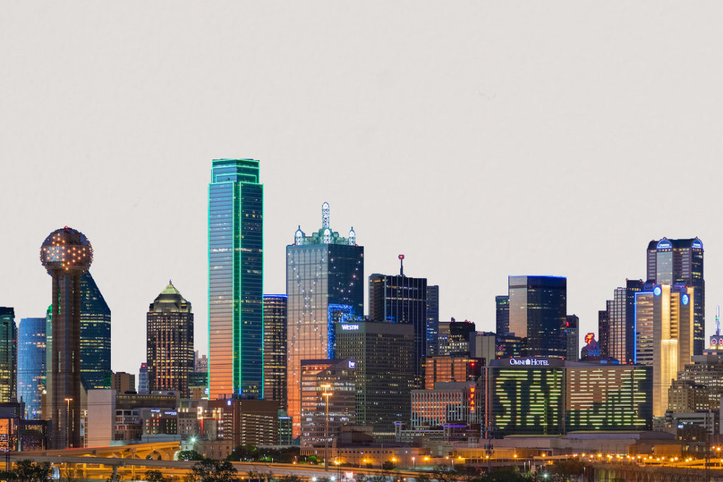 omni-dallas-hotel-led-display-covid-IMG_7699 2 (Photo by Joseph Haubert)