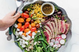 A Fare Extraordinaire nicoise salad
