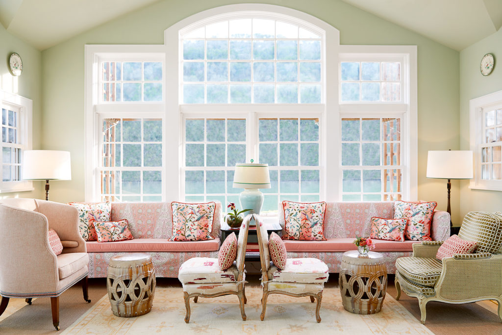 The Garden Library at Lake Austin Spa, a quiet place for reading or table games has a fresh new look. (Photo by Lake Austin Spa Resort)