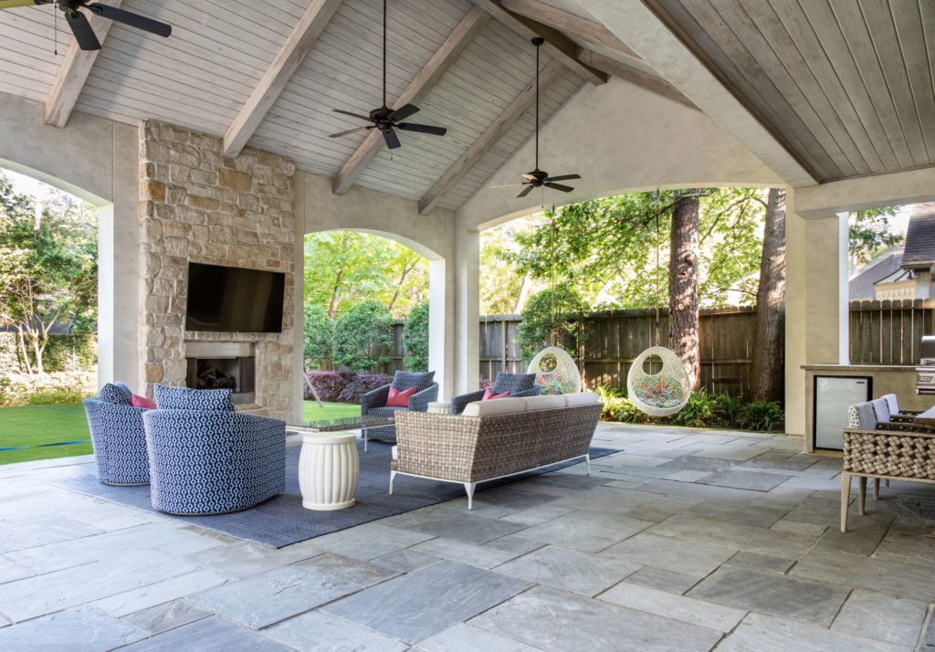 Outdoor-Living-WEB